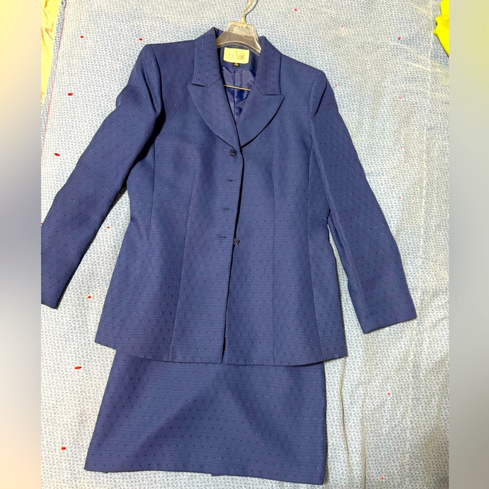 Ladies suit, jacket and skirt